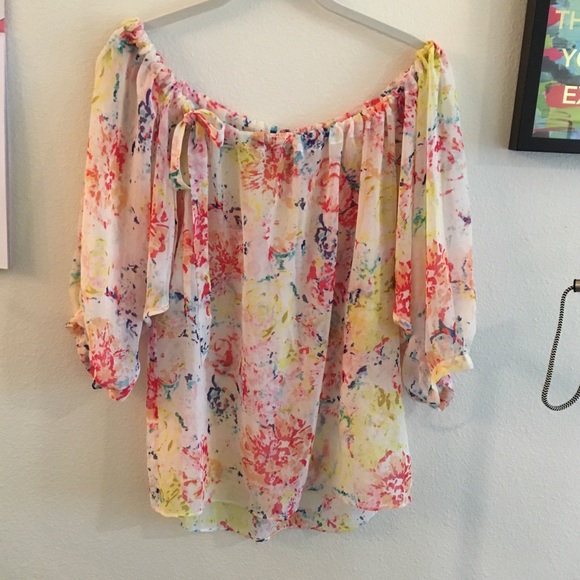 CAbi In Case sheer floral blouse - Picture 5 of 8